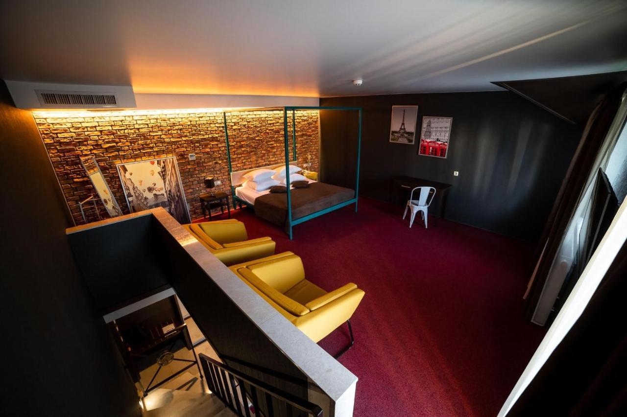 Sribni Leleky Hotel & Spa Lutsk Bagian luar foto