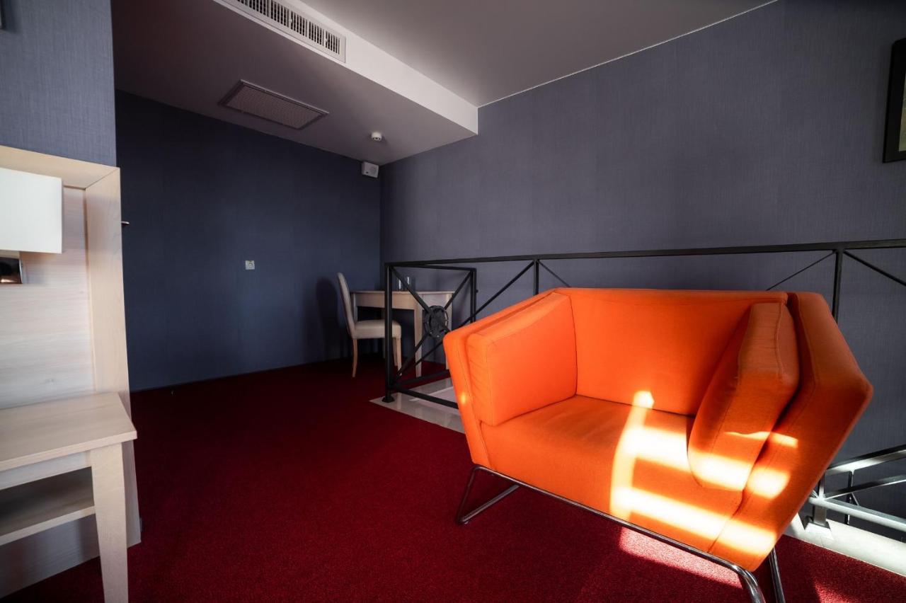 Sribni Leleky Hotel & Spa Lutsk Bagian luar foto