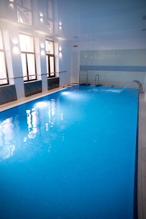 Sribni Leleky Hotel & Spa Lutsk Bagian luar foto