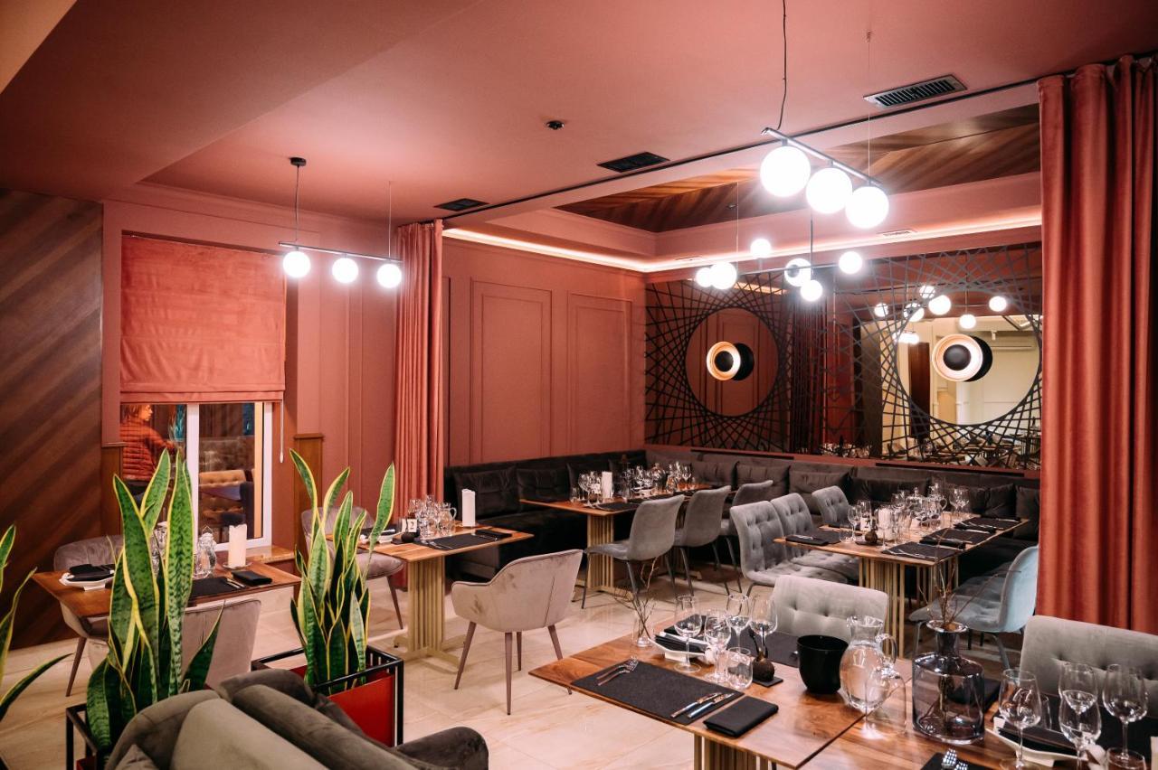 Sribni Leleky Hotel & Spa Lutsk Bagian luar foto